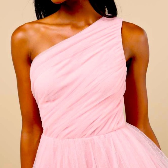 Lulu’s Exceptional Moments Light Pink Swiss Dot One Shoulder Mini Dress Size M - Picture 3 of 15